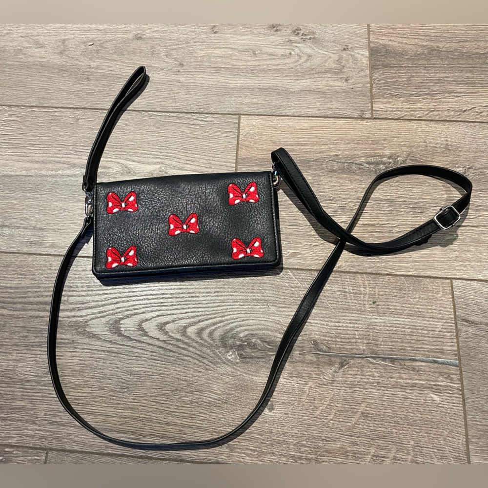 Disney Parks Minnie Mouse Wristlet / Crossbody